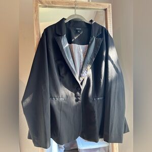 Torrid Blazer 3x Womens Plus Size Black Long Sleeve Faux Leather Collar Pockets